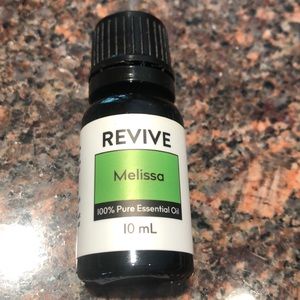 NWOT Revive EO Melissa